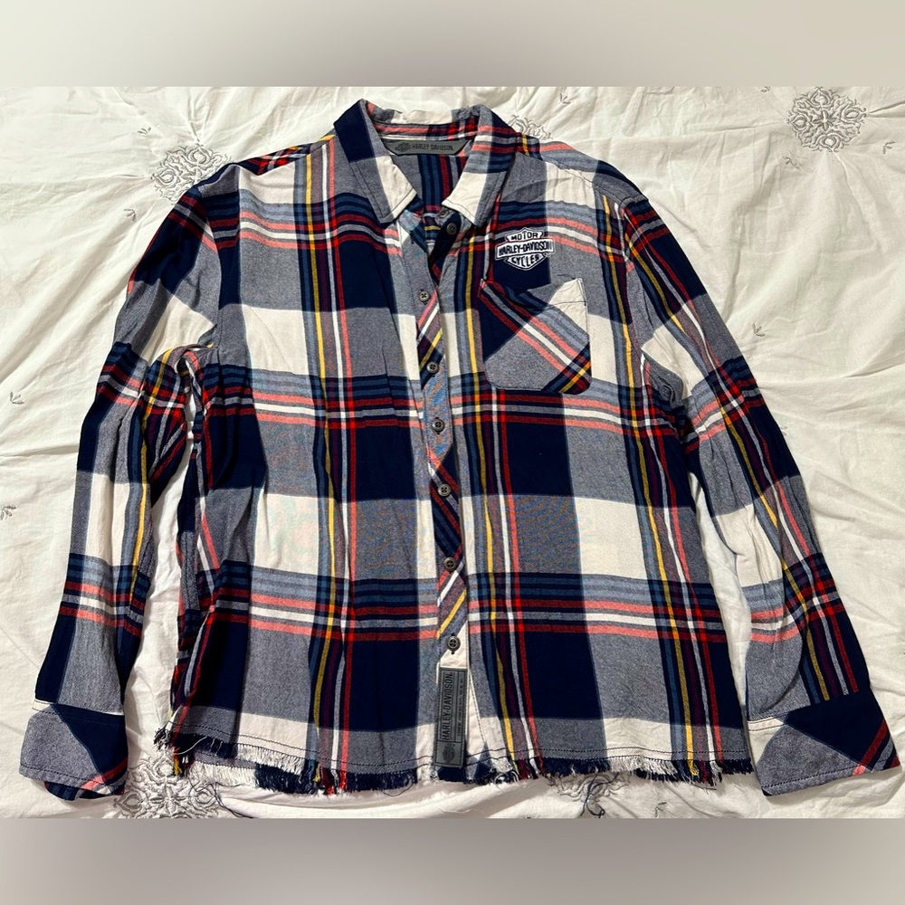 Harley Davidson women’s flannel size Medium.